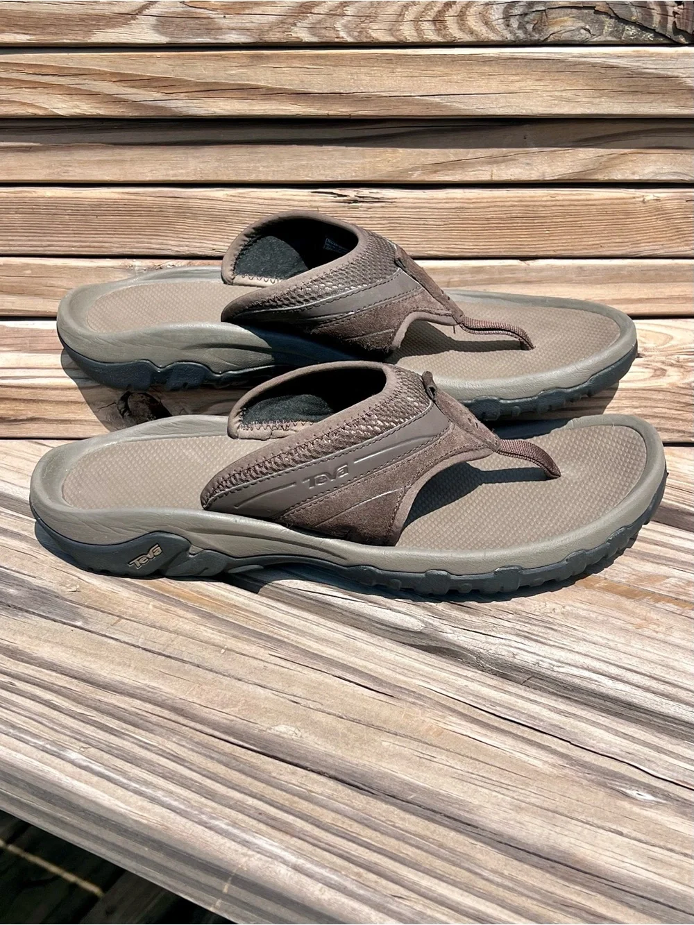 •Teva Sz 12 Pajaro Brown Suede Thong Sandals! EUC!